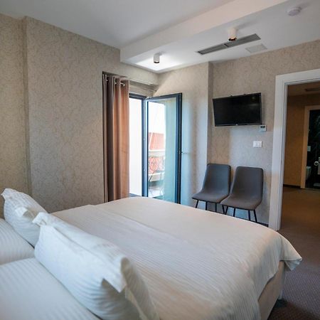 Hotel Chicago Shkodra Exterior foto